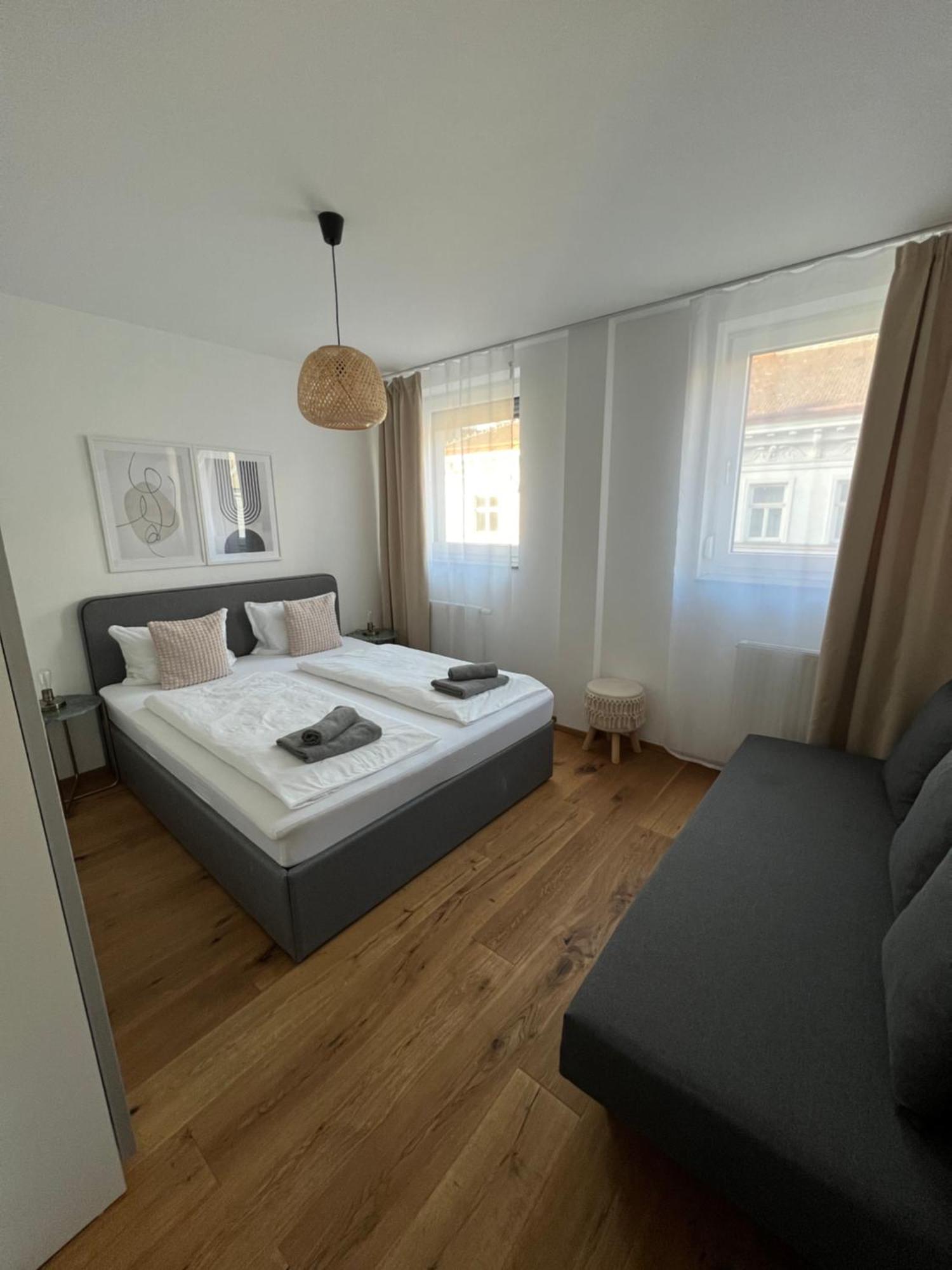 Urban Jungle Apartment Next To Prater & Old Town Vienna Exterior photo